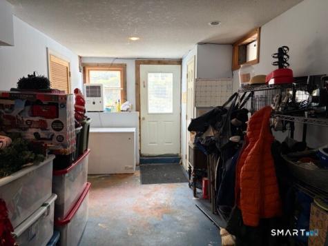 6 Cornfield Lane Woodbridge CT 06525