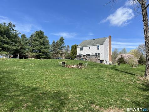 6 Cornfield Lane Woodbridge CT 06525