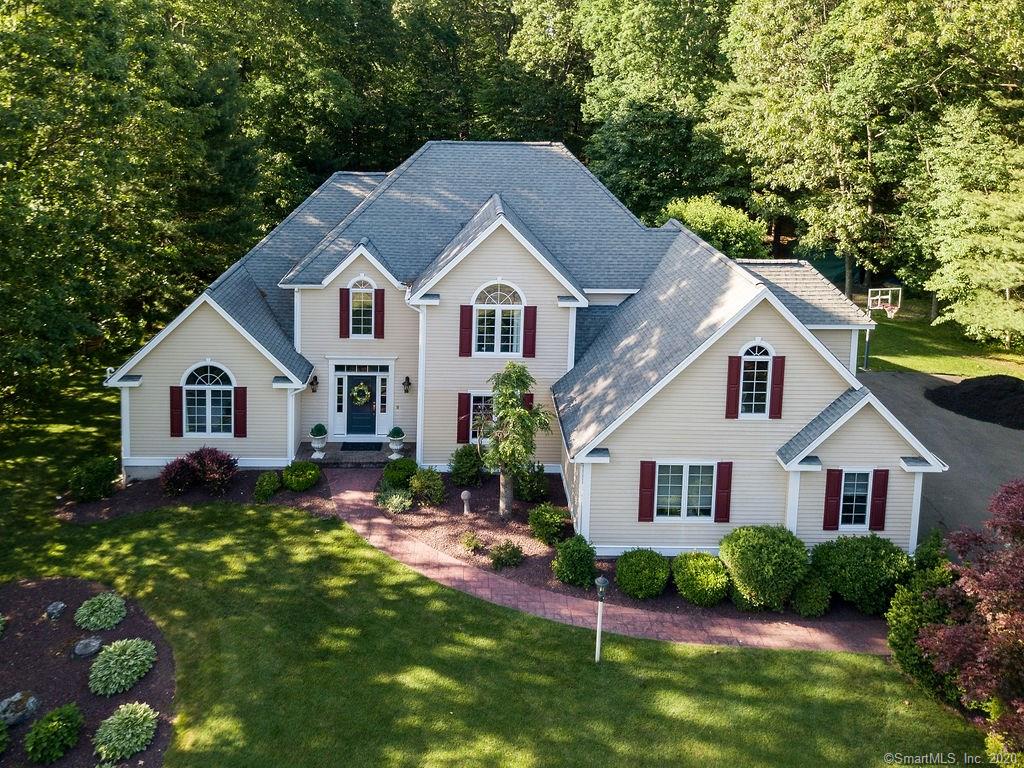 3 Queens Peak Canton CT 06019