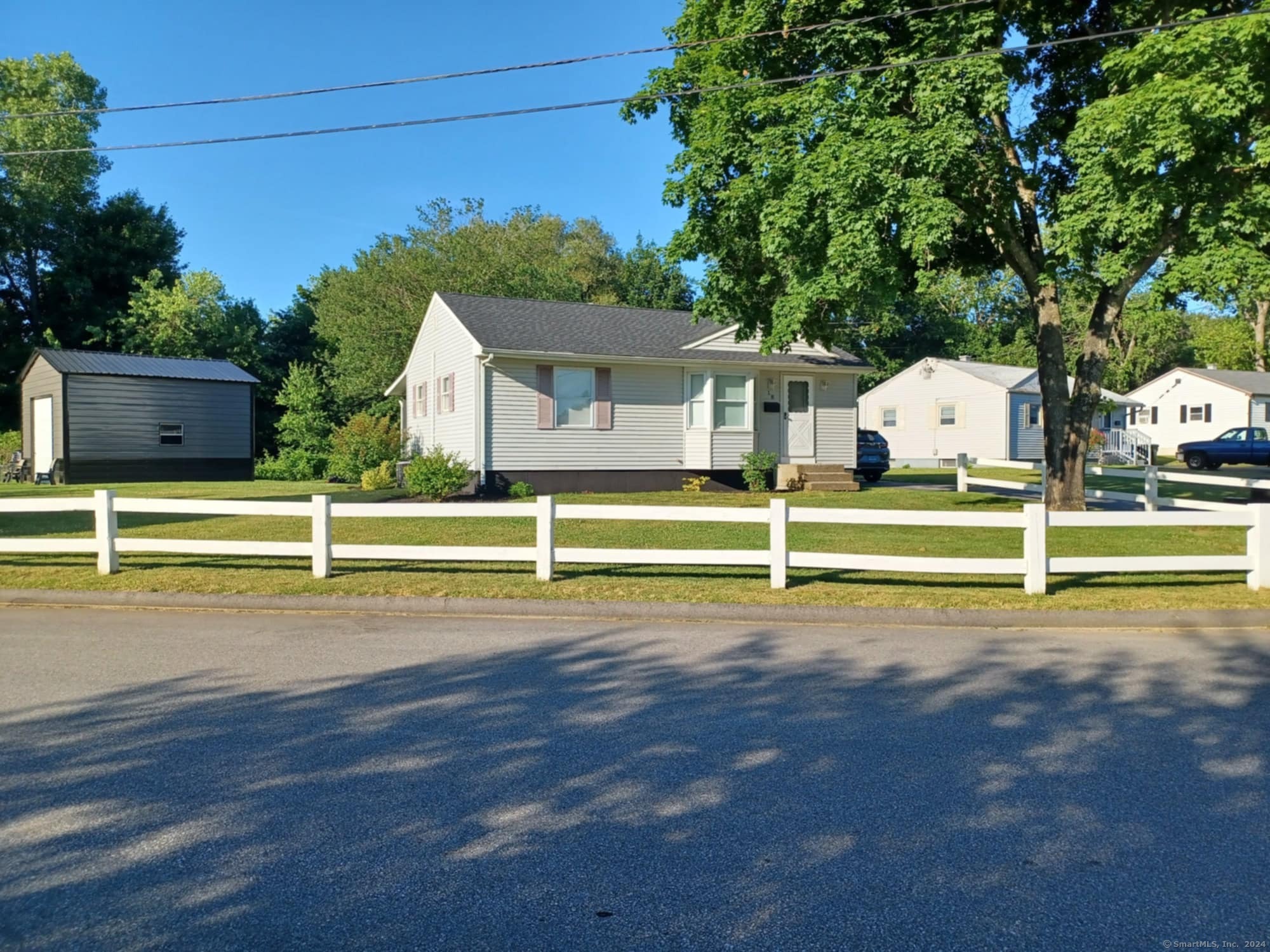 18 Great Plain Road Norwich CT 06360