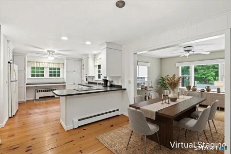 39 Buckingham Street Stonington CT 06379
