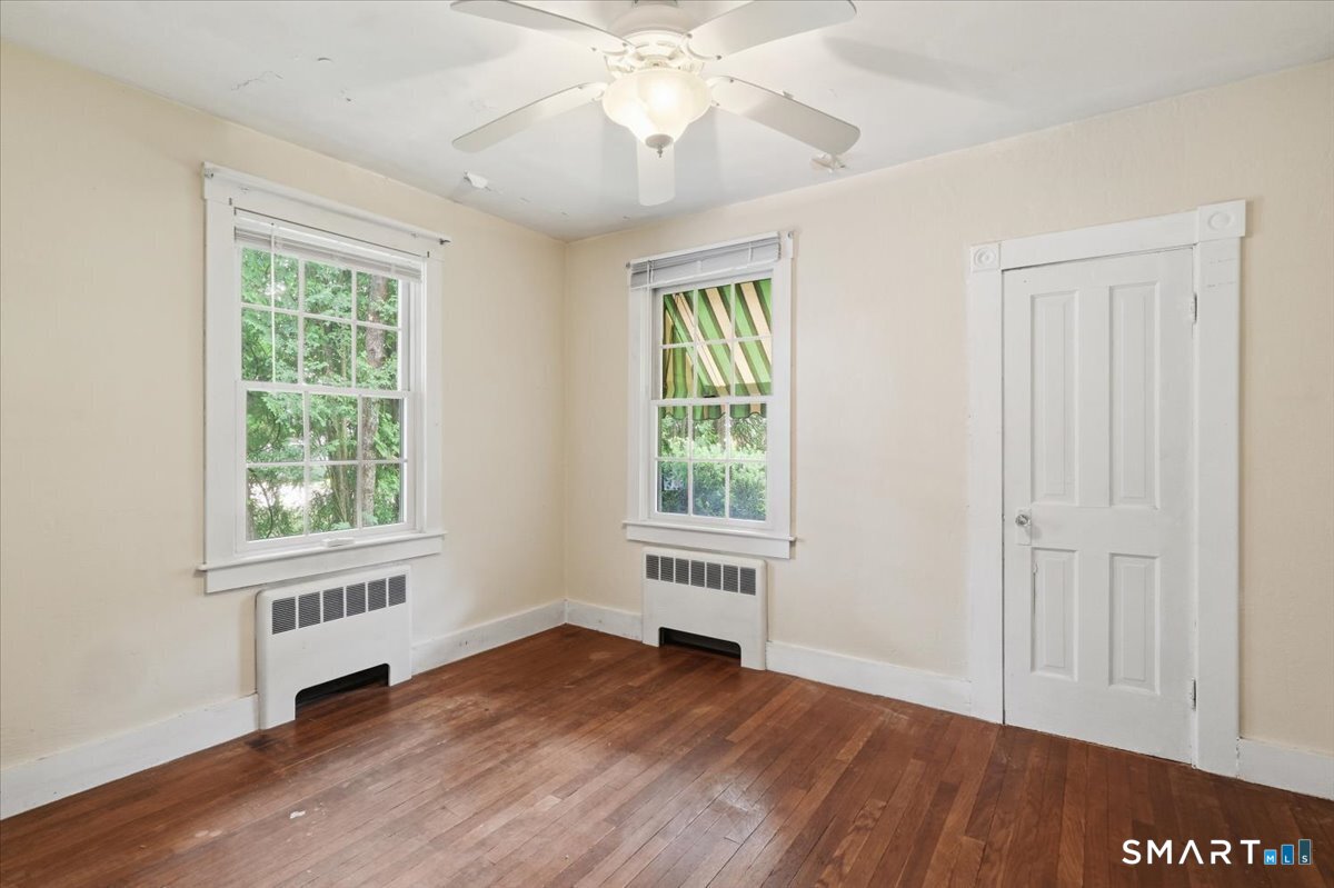 39 Buckingham Street Stonington CT 06379