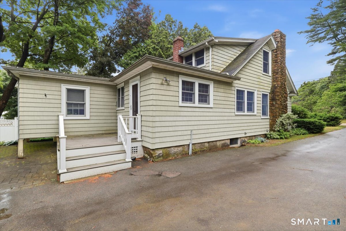 39 Buckingham Street Stonington CT 06379