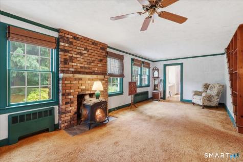 39 Buckingham Street Stonington CT 06379