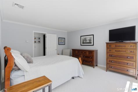 86 Appletree Lane Portland CT 06480