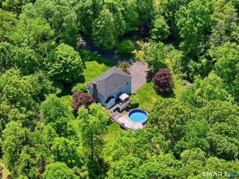 86 Appletree Lane Portland CT 06480