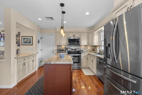 30 Reynolds Farm Road New Milford CT 06776