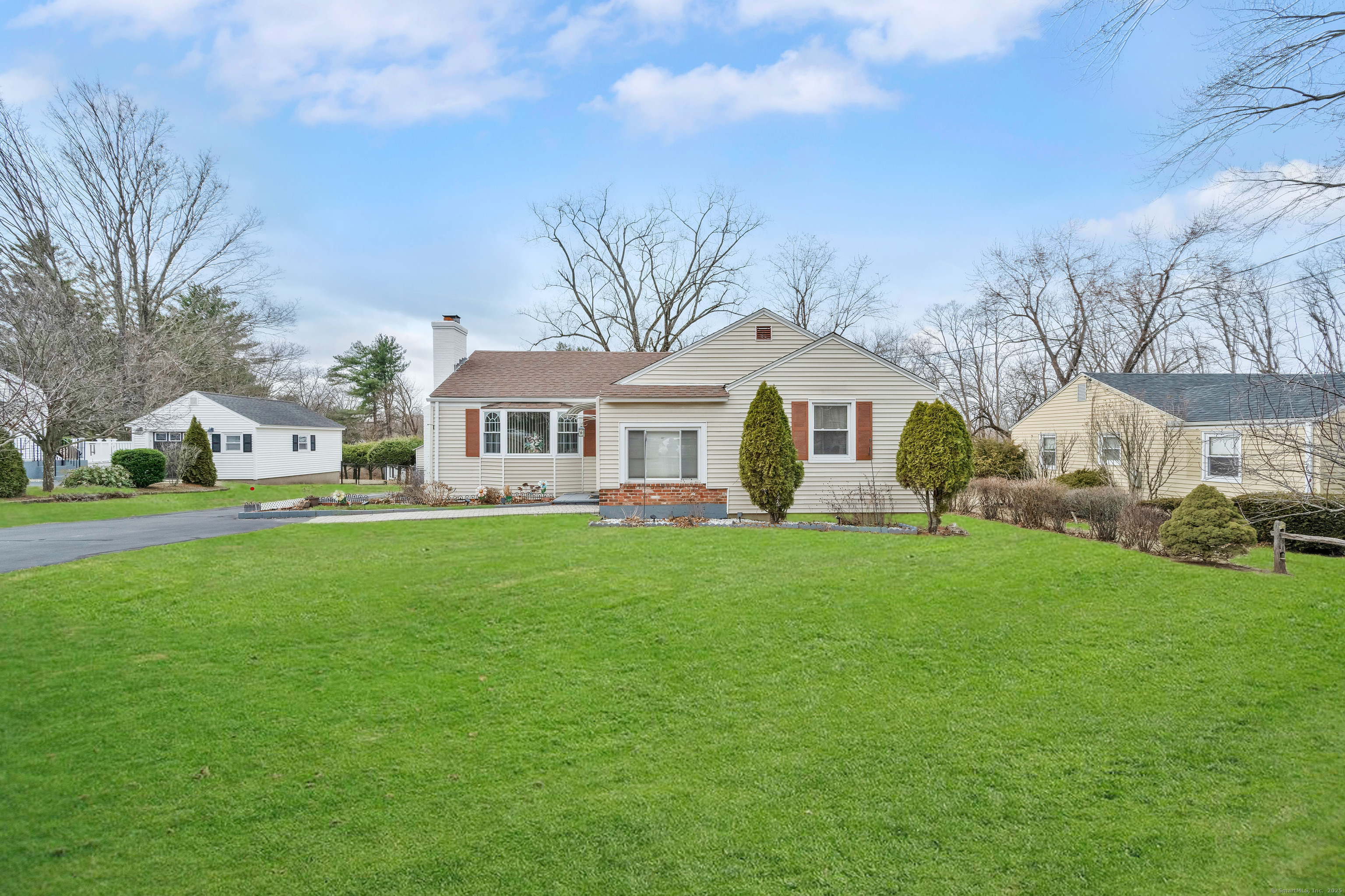 217 Mountain Road Windsor CT 06095