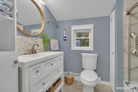 16 Hawthorne Road East Hampton CT 06424