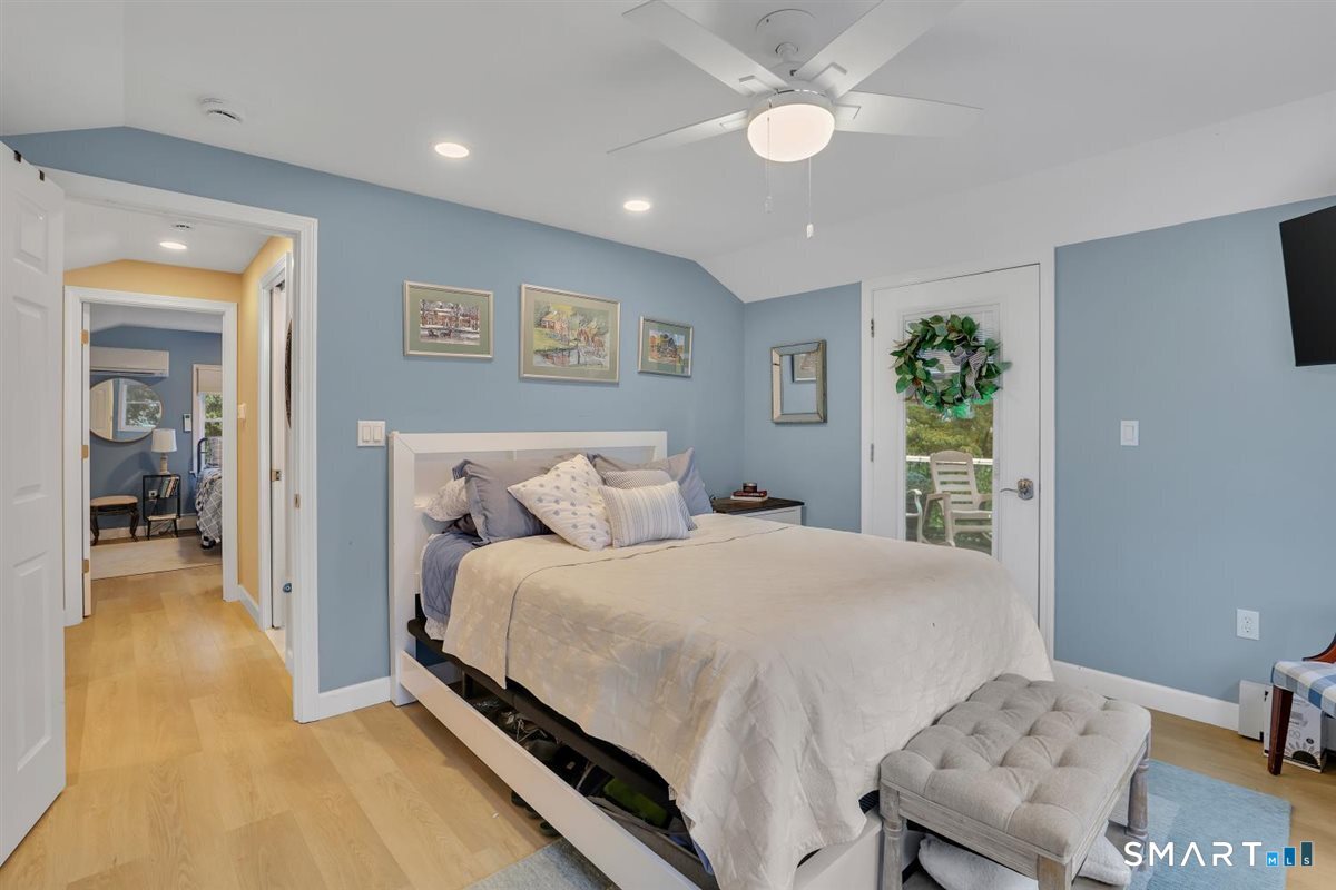 16 Hawthorne Road East Hampton CT 06424