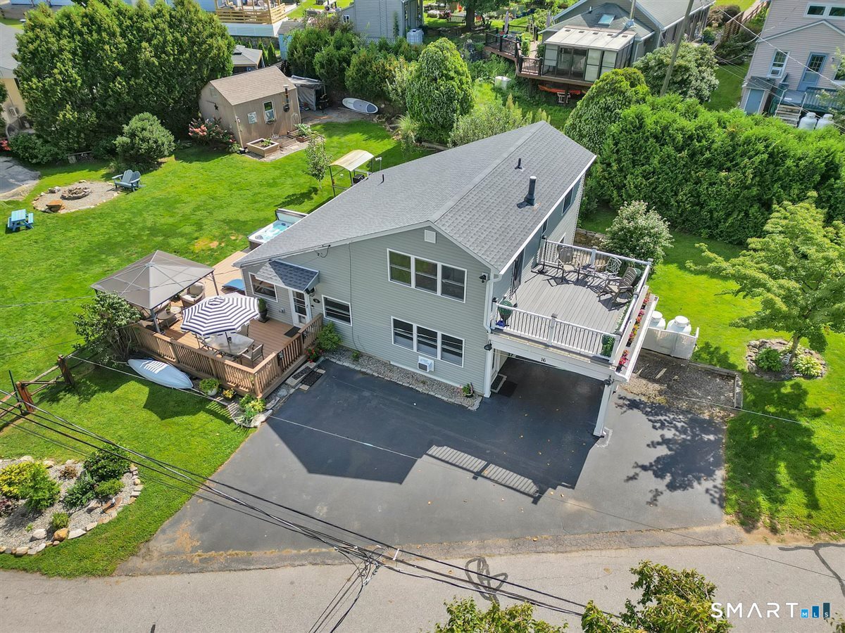16 Hawthorne Road East Hampton CT 06424