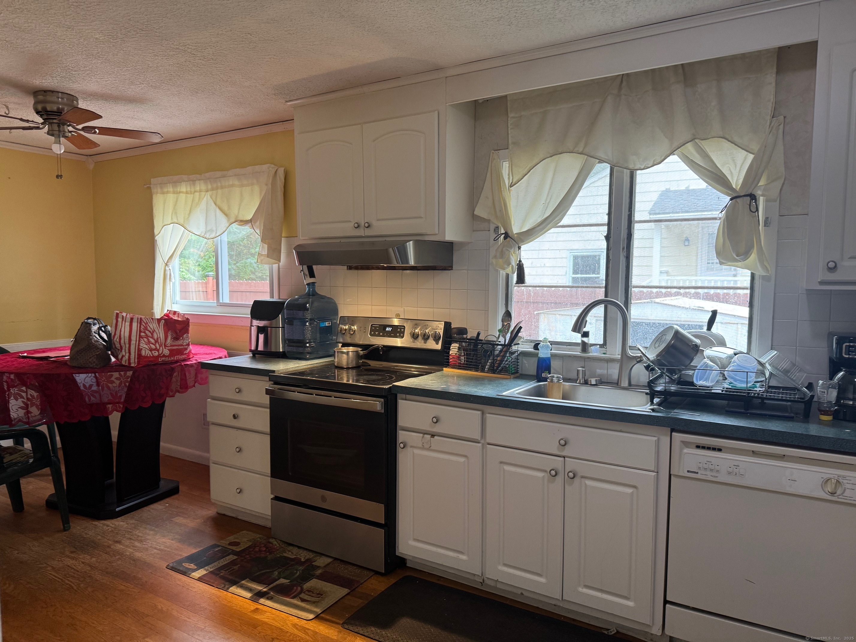 11 Linda Drive Bridgeport CT 06606