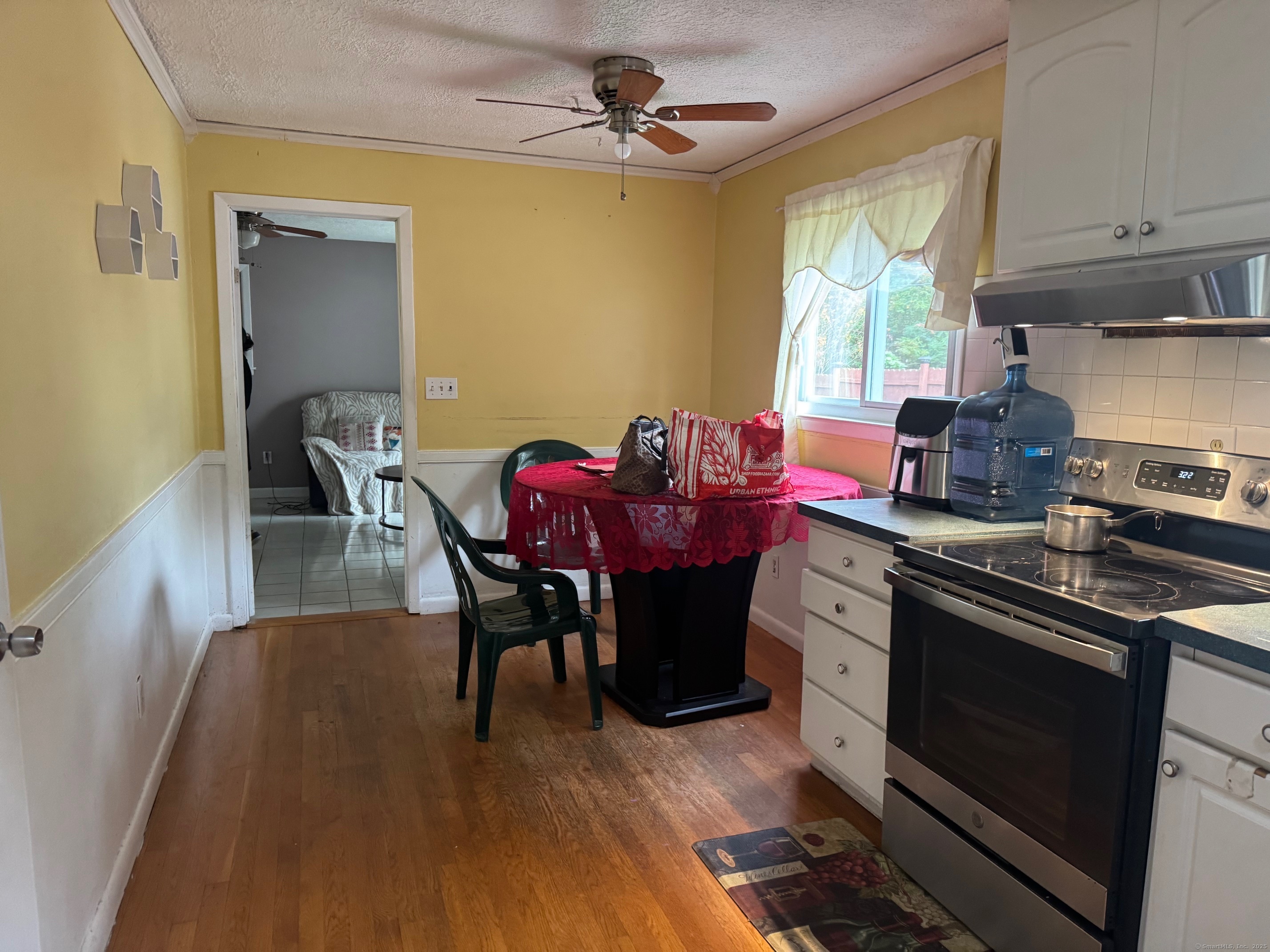 11 Linda Drive Bridgeport CT 06606