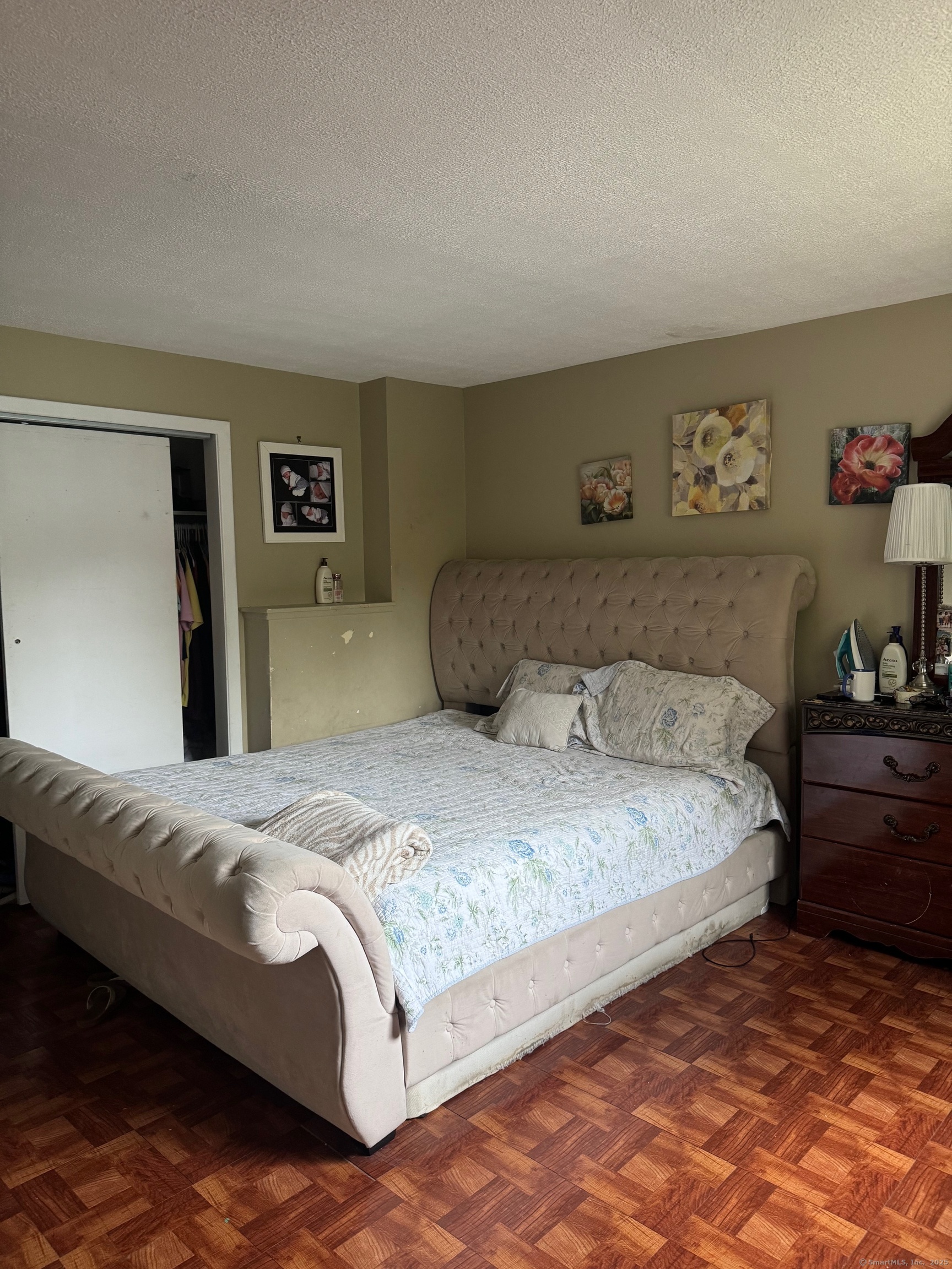 11 Linda Drive Bridgeport CT 06606