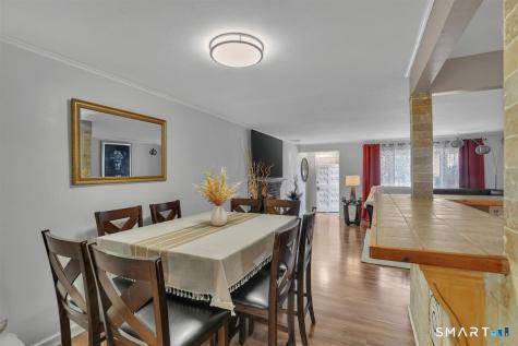 22 Elizabeth Drive Manchester CT 06042