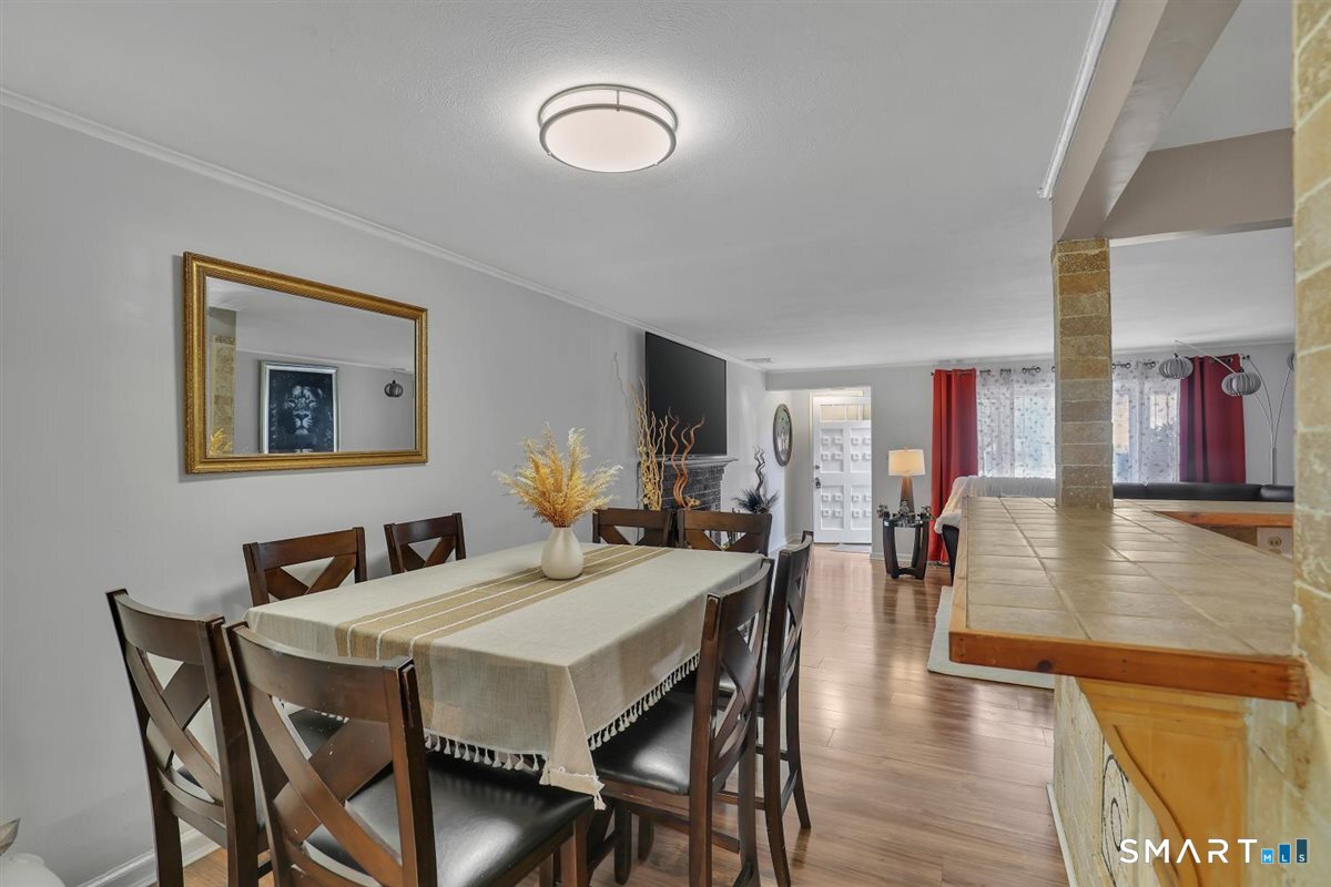 22 Elizabeth Drive Manchester CT 06042