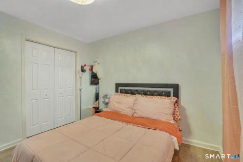 22 Elizabeth Drive Manchester CT 06042