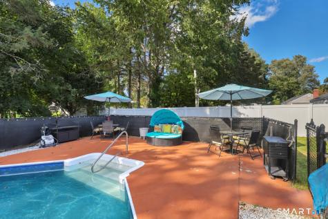 22 Elizabeth Drive Manchester CT 06042