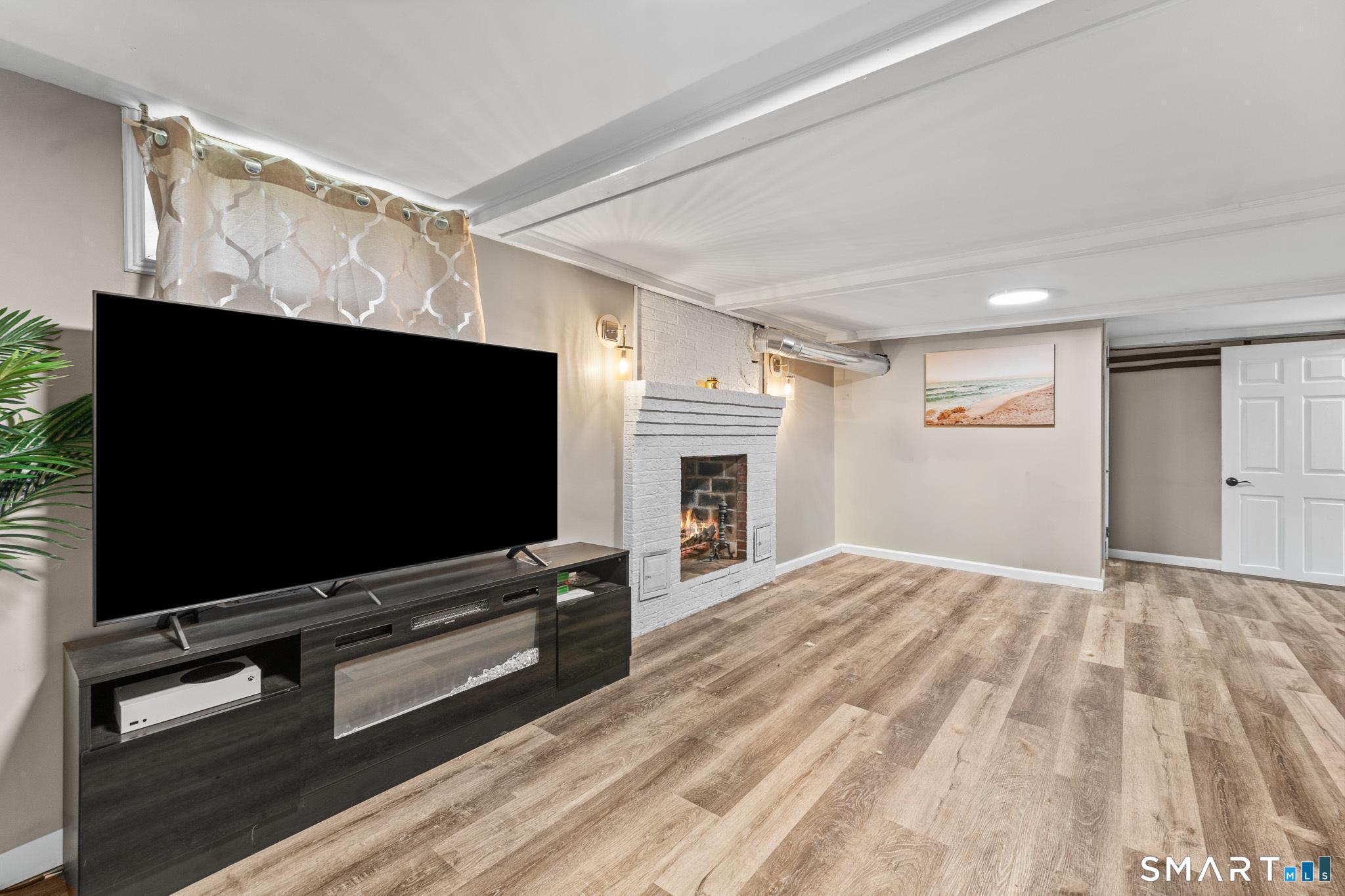 5 Sanford Avenue Enfield CT 06082