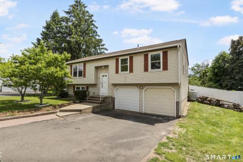 11 Costanzo Court Hamden CT 06518