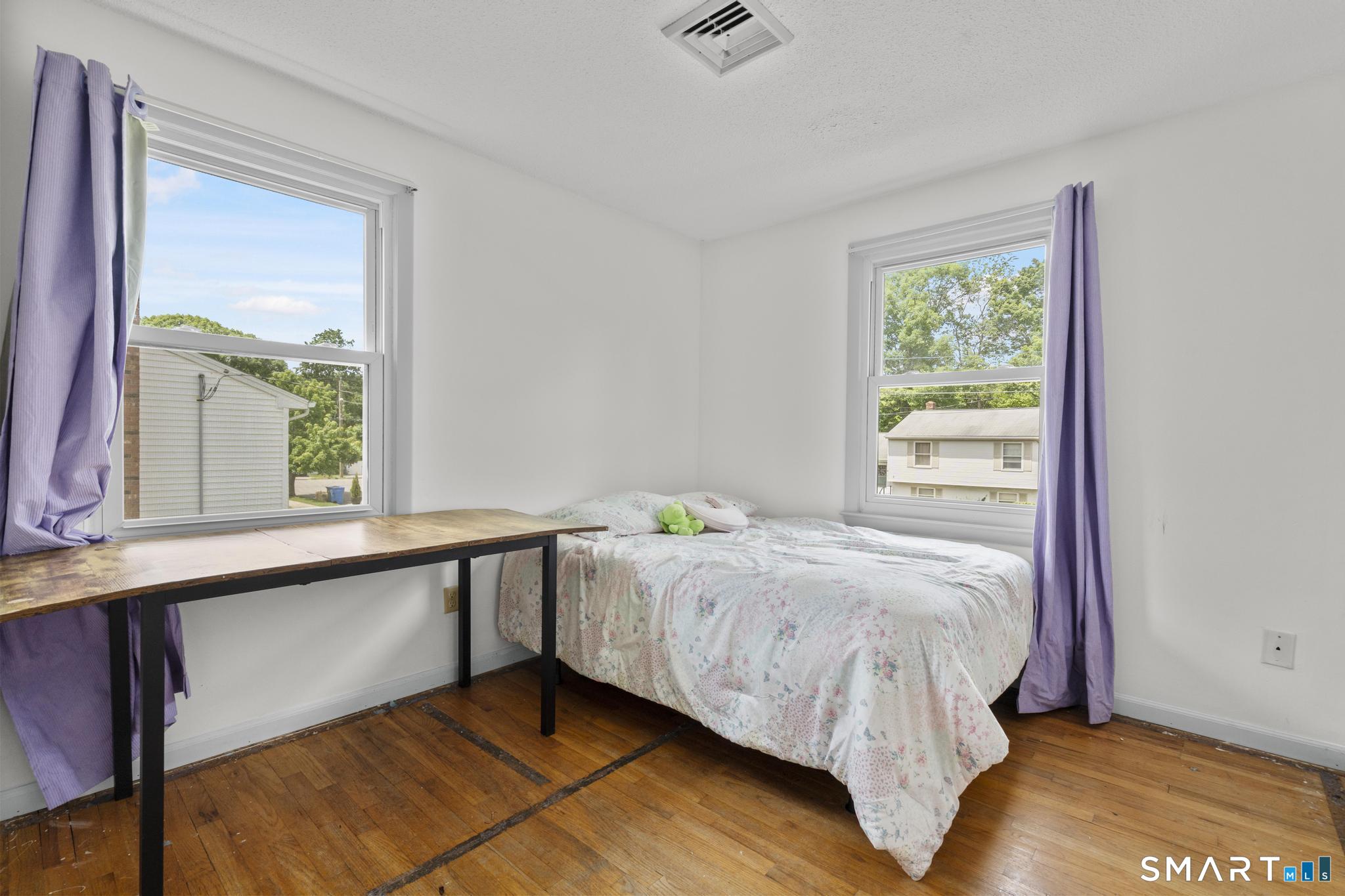 11 Costanzo Court Hamden CT 06518