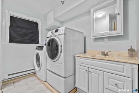 11 Costanzo Court Hamden CT 06518