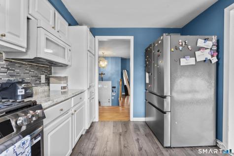 11 Costanzo Court Hamden CT 06518