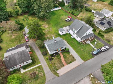 28 Church Street Old Saybrook CT 06475