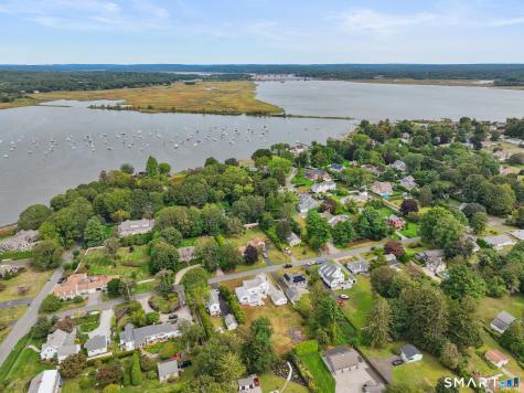 28 Church Street Old Saybrook CT 06475