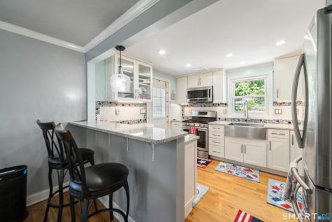 15 Fenway Drive Hamden CT 06517
