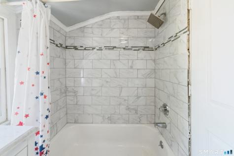 15 Fenway Drive Hamden CT 06517