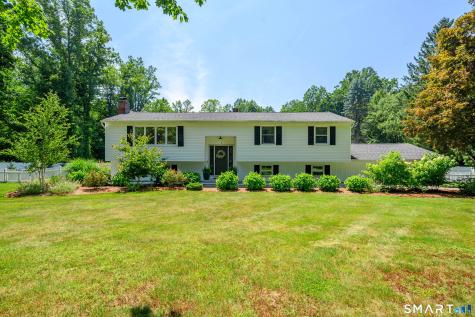 1 Brookwood Drive Newtown CT 06470