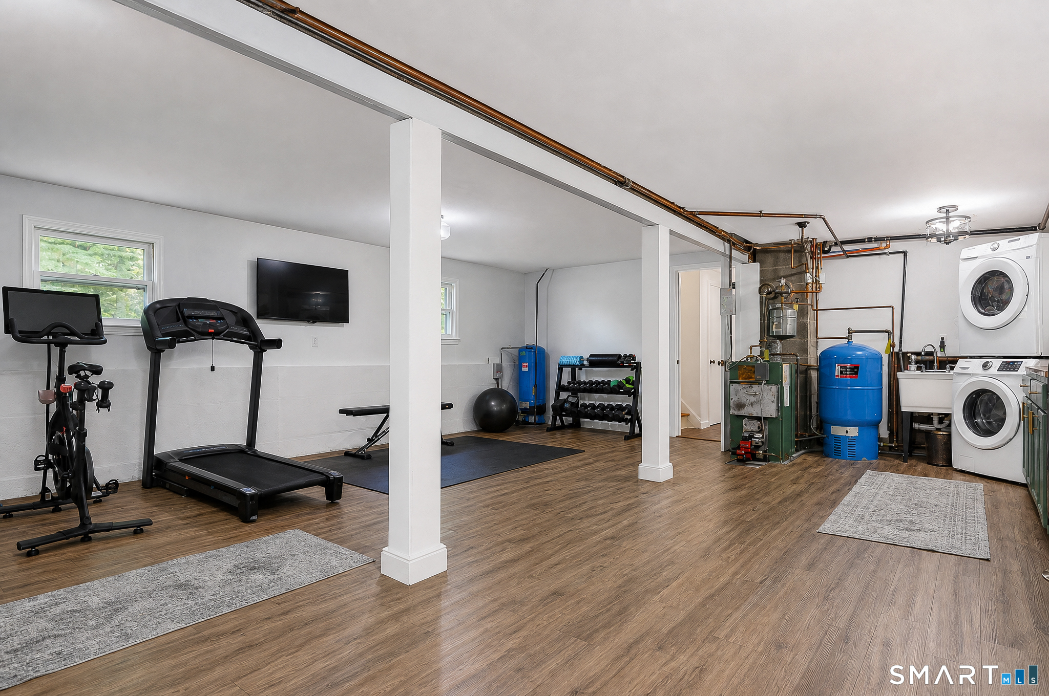 1 Brookwood Drive Newtown CT 06470