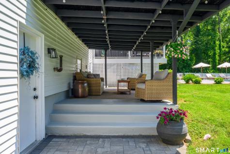 1 Brookwood Drive Newtown CT 06470