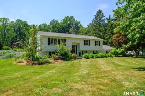 1 Brookwood Drive Newtown CT 06470