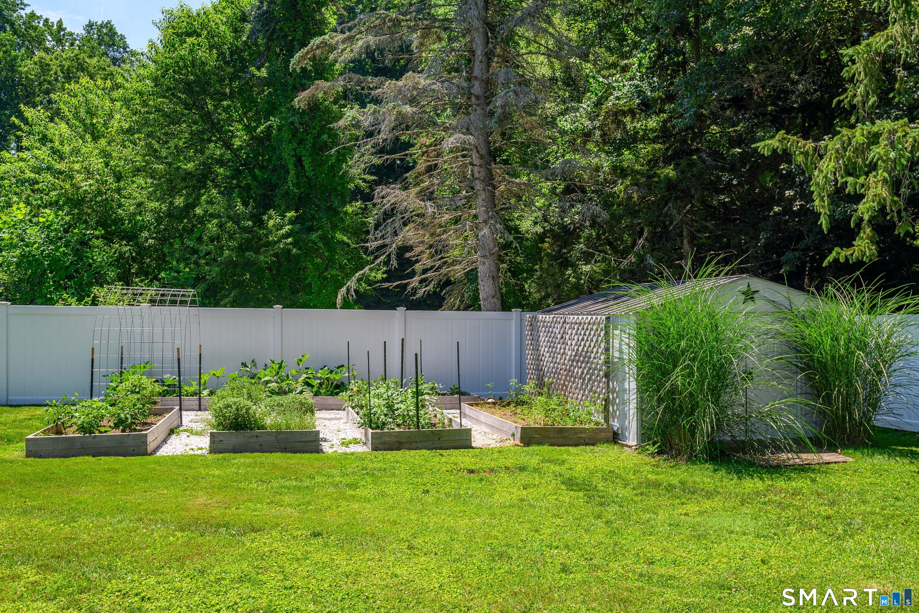 1 Brookwood Drive Newtown CT 06470