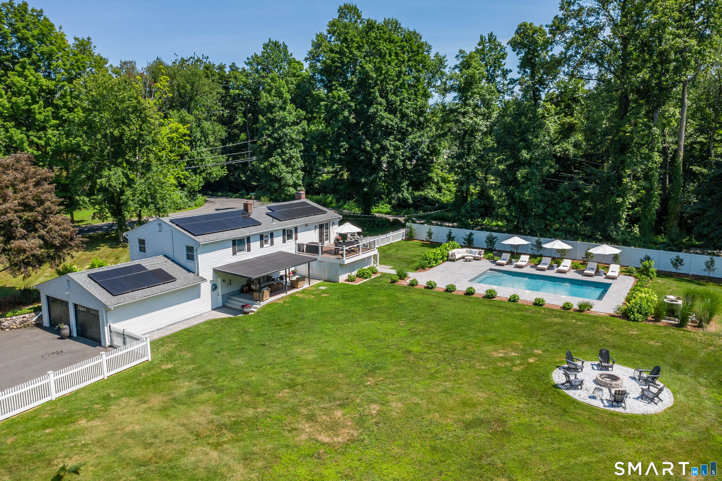 1 Brookwood Drive Newtown CT 06470