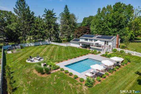 1 Brookwood Drive Newtown CT 06470