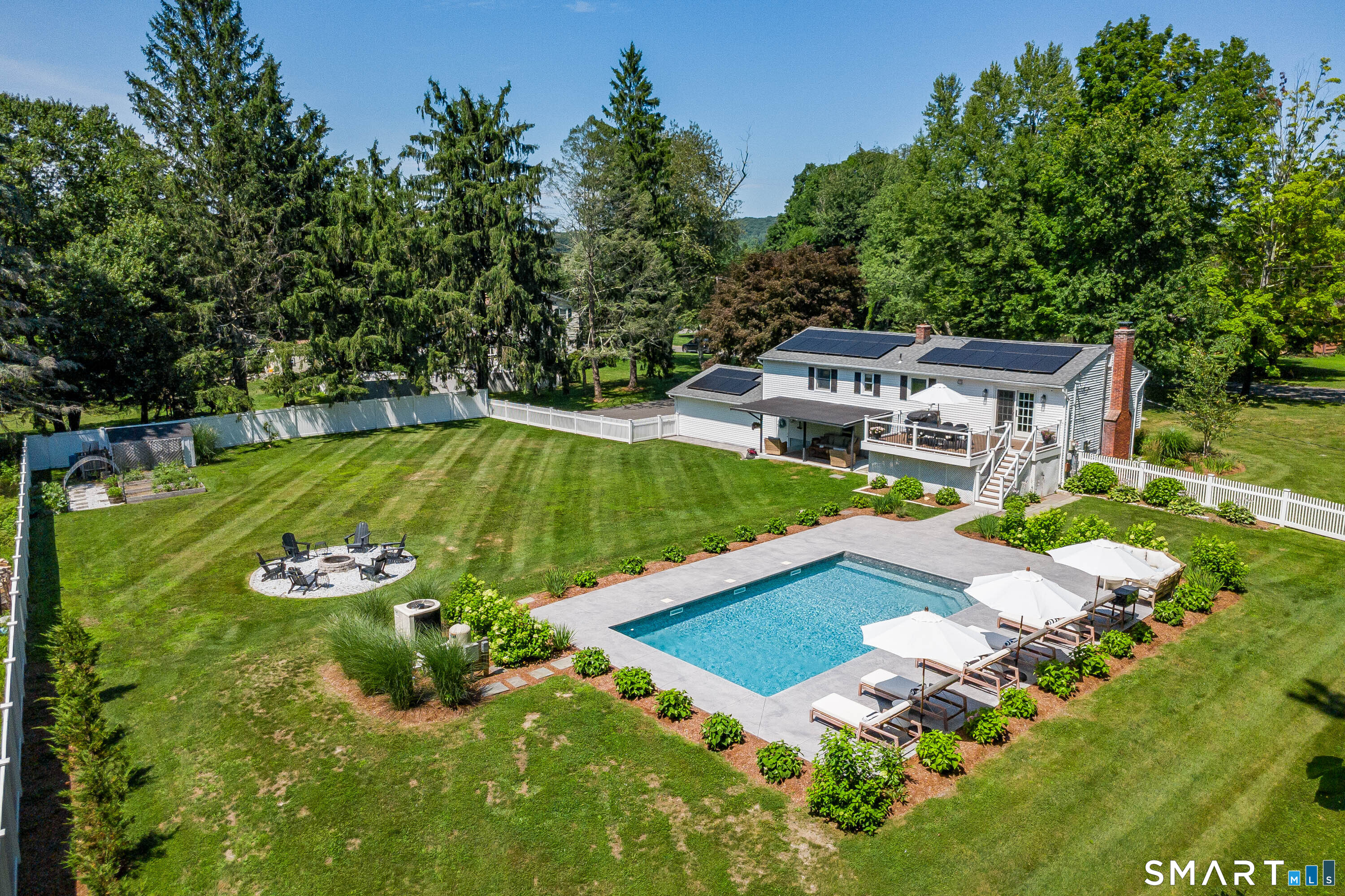 1 Brookwood Drive Newtown CT 06470
