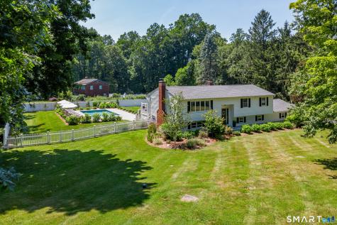 1 Brookwood Drive Newtown CT 06470