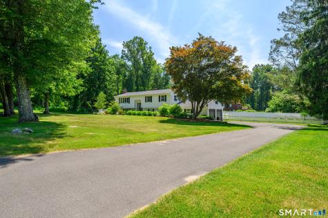 1 Brookwood Drive Newtown CT 06470