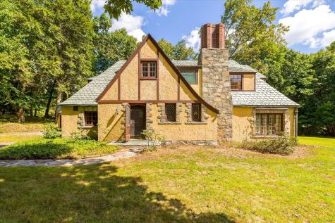 69 Peckham Lane Killingly CT 06239