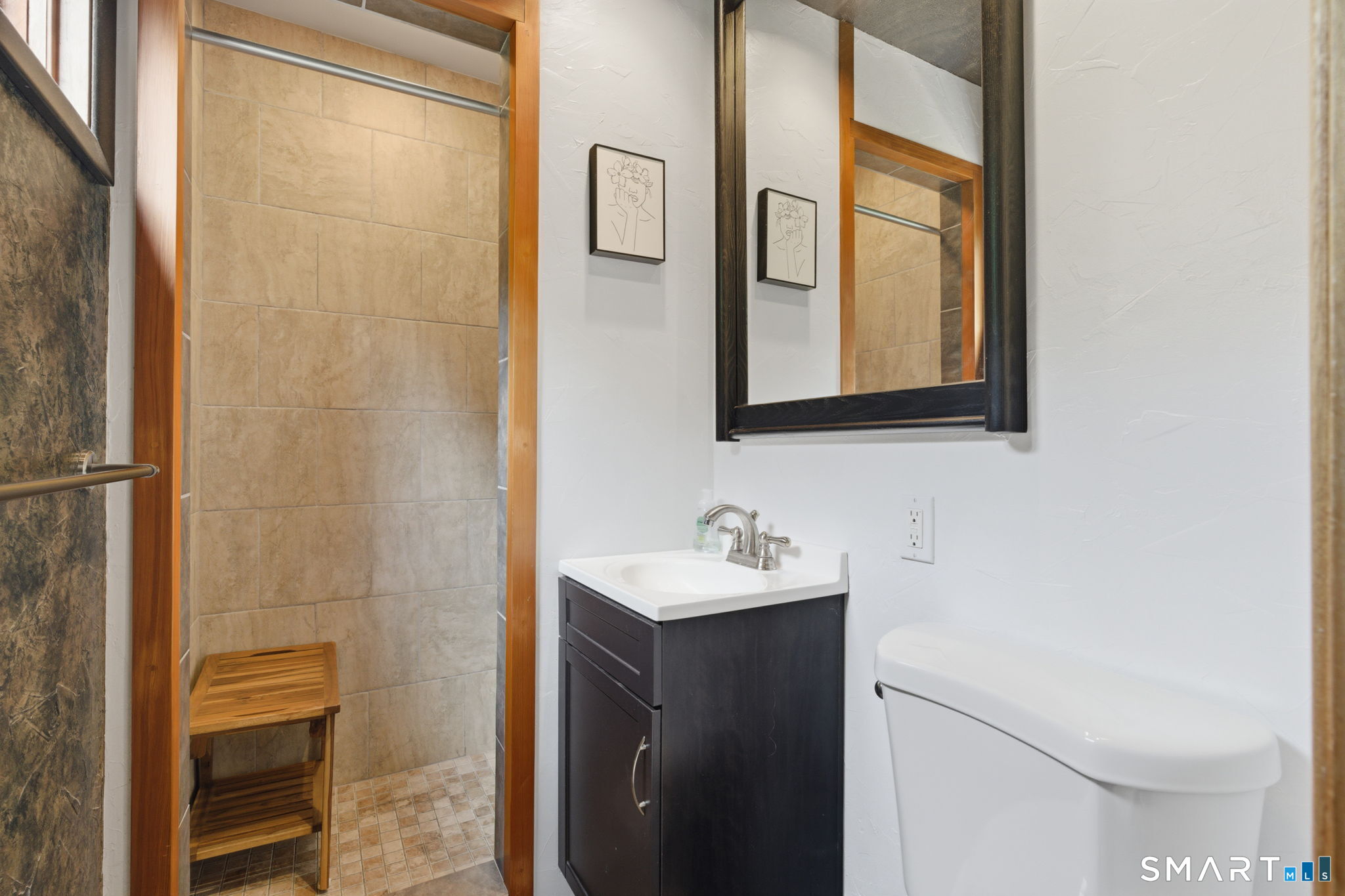 64 Lovely Street Canton CT 06019