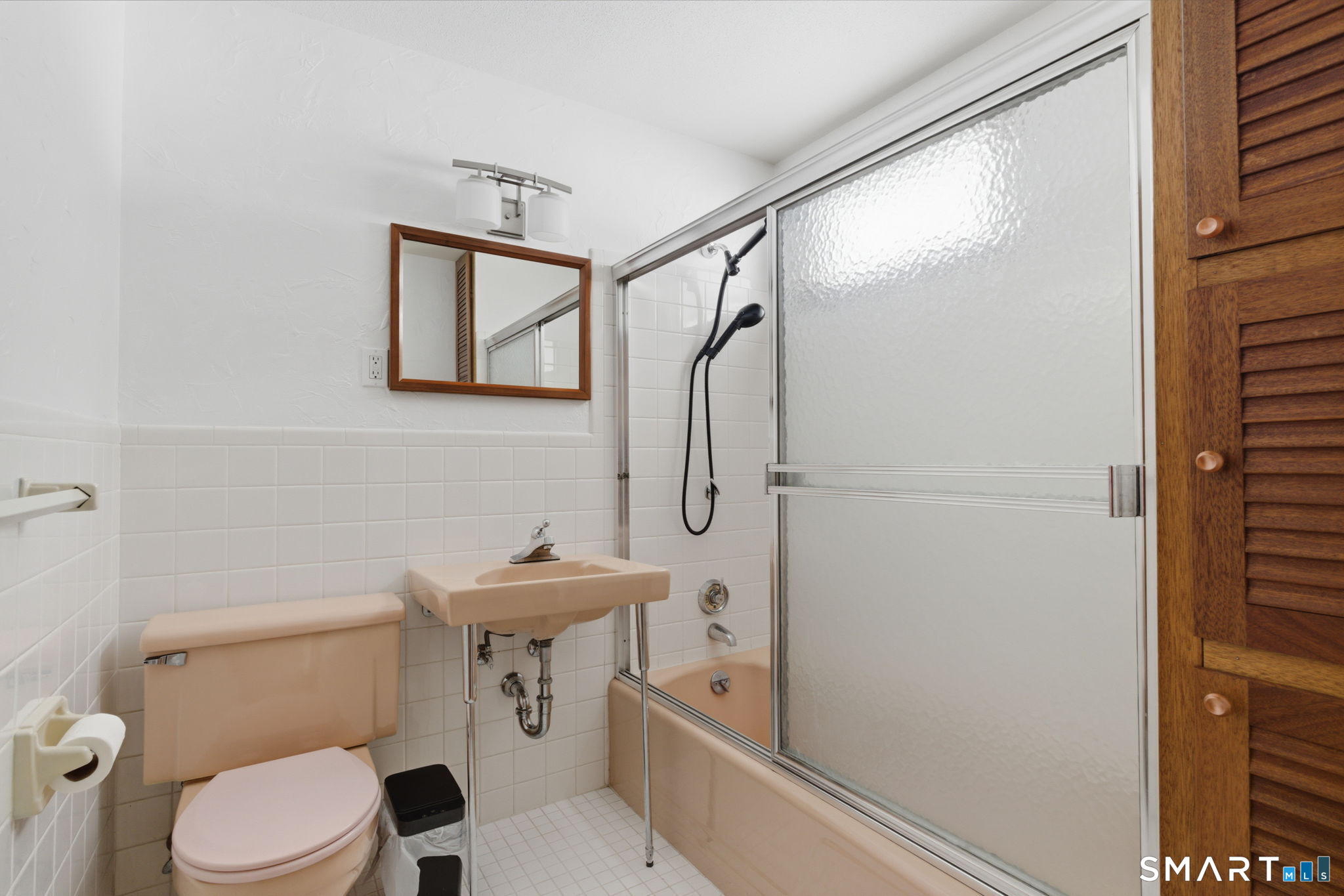64 Lovely Street Canton CT 06019
