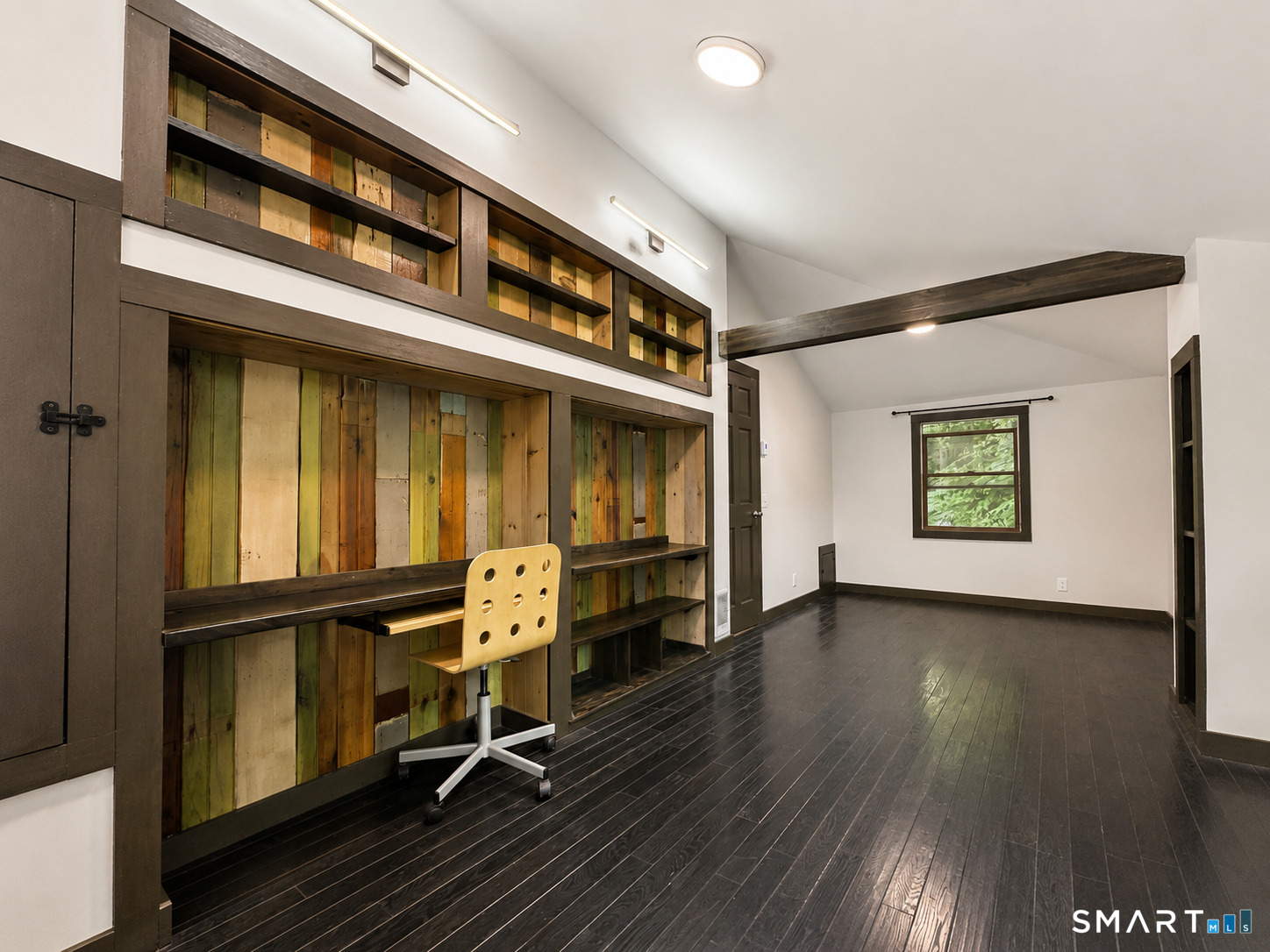 77 North High Street Clinton CT 06413