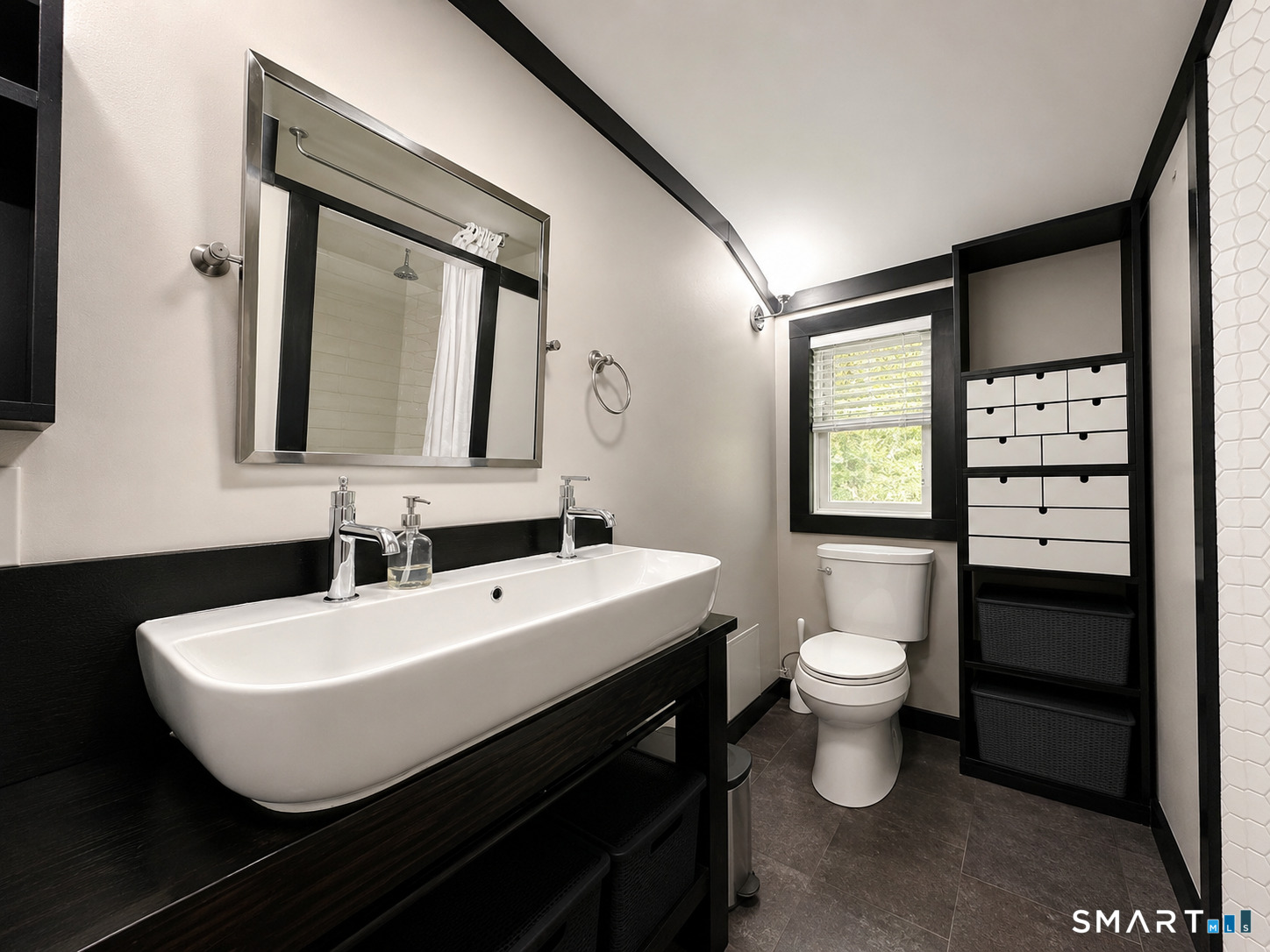 77 North High Street Clinton CT 06413