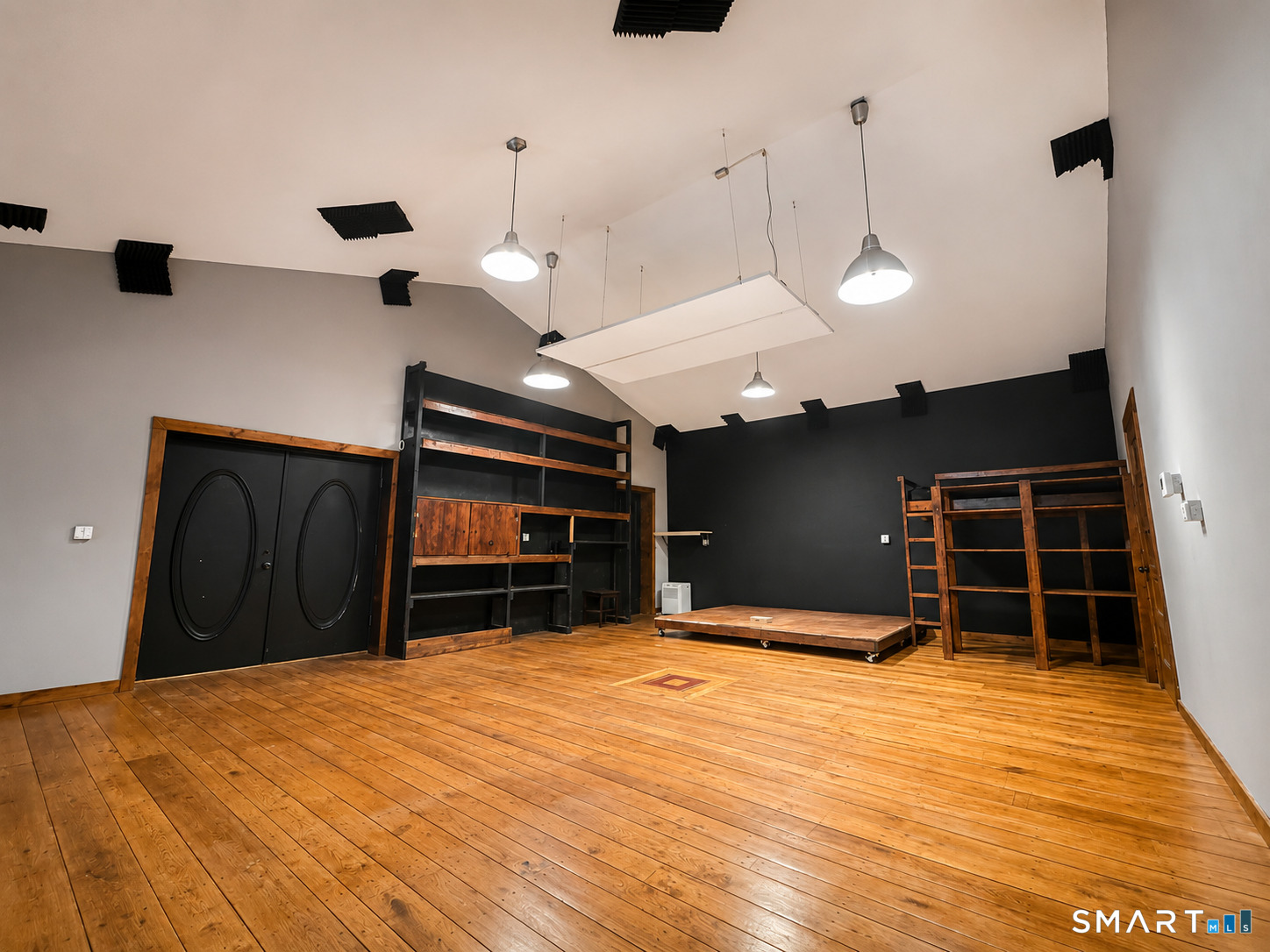 77 North High Street Clinton CT 06413