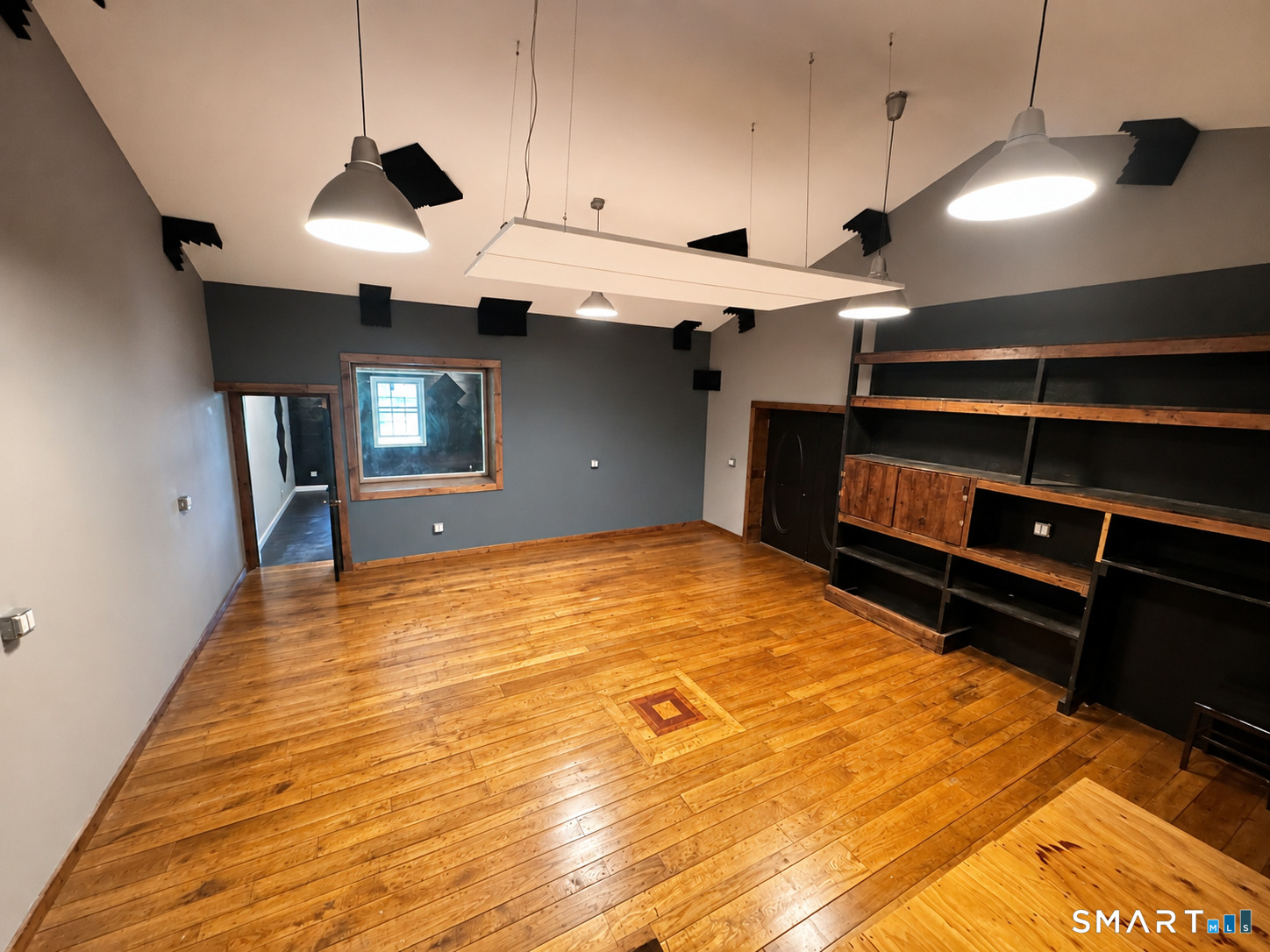 77 North High Street Clinton CT 06413
