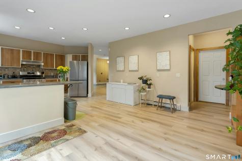 3-C Flak Lane New Fairfield CT 06812