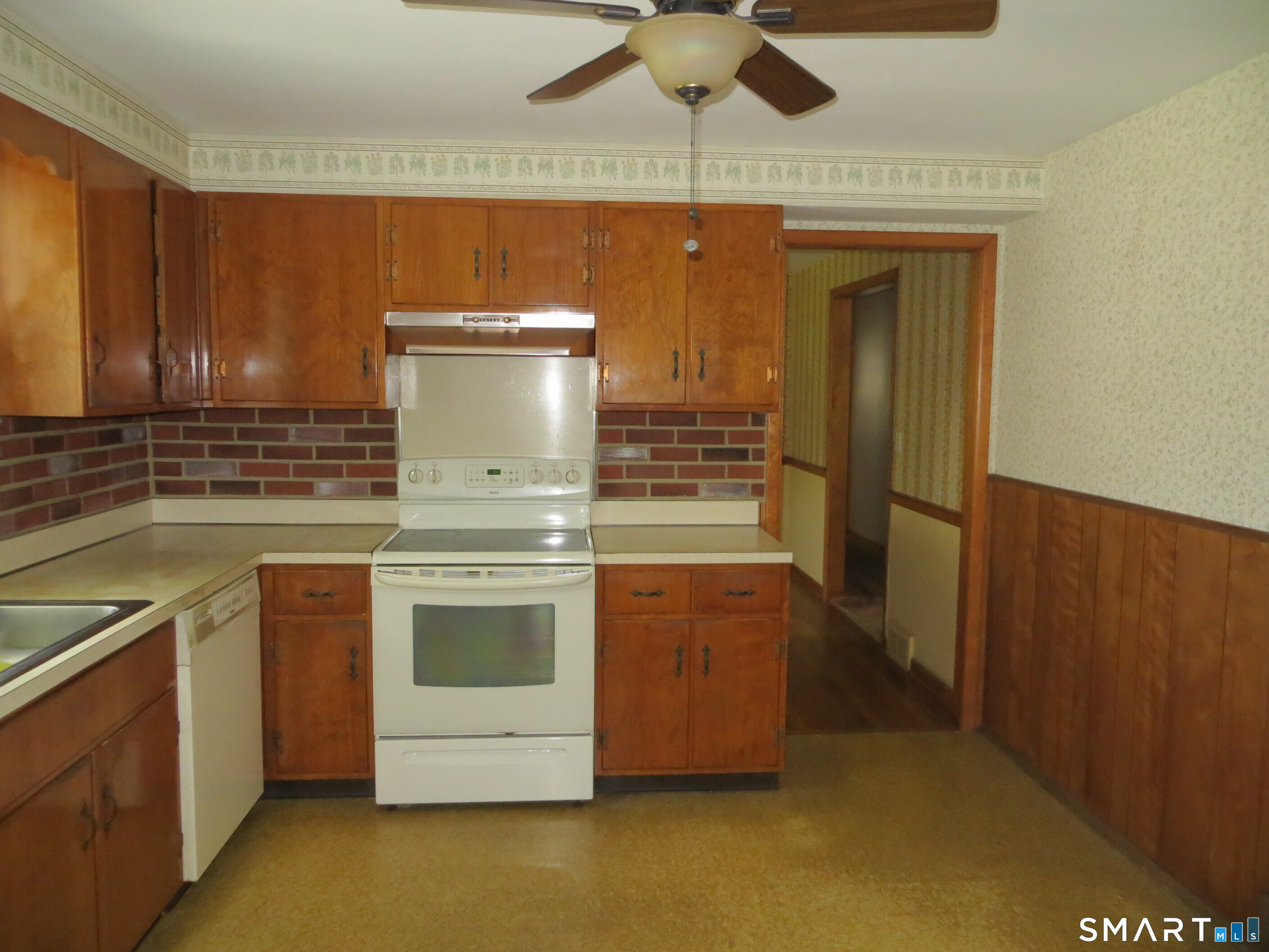 45 Bulmer Drive Stratford CT 06614